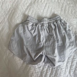 Lululemon hotty hot shorts!